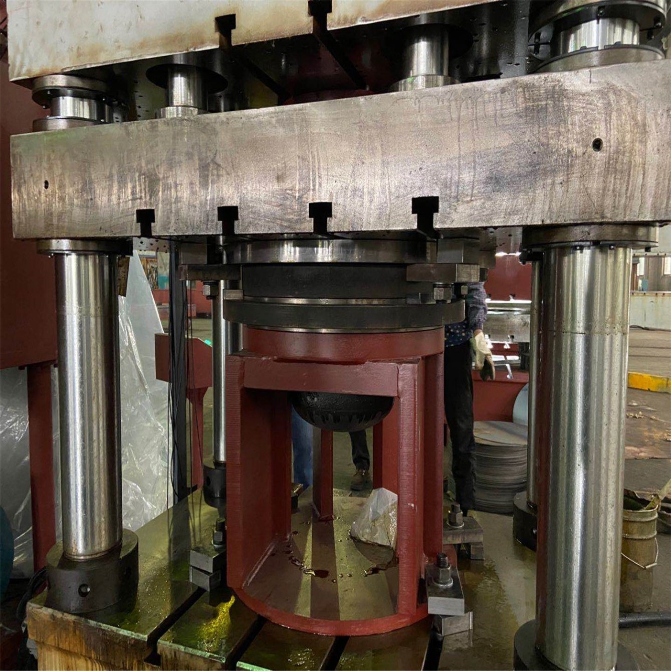 LPG Gas Cylinder Hydraulic Press Machine, Punching&Deep Drawing Machine