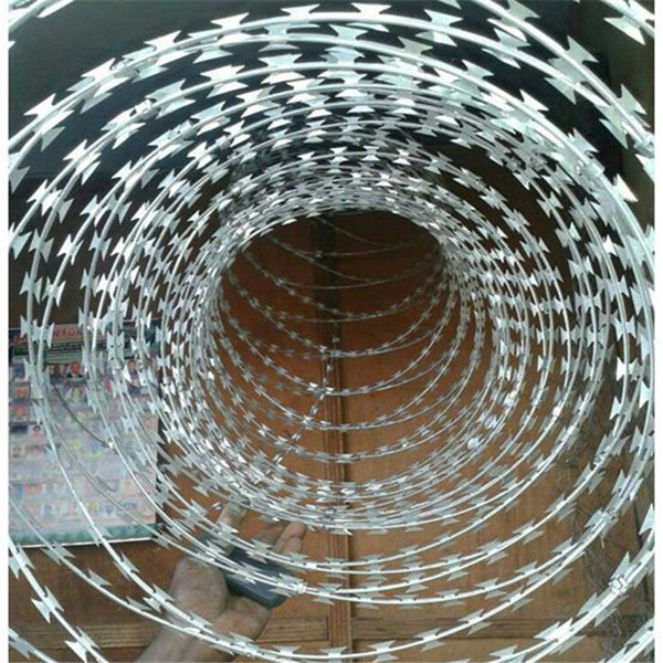 pipe 500mm steel Security razor barbed combat wire/ wire razor fencing pipe 500mm steel Security razor barbed combat wire/ wire razor fencing
