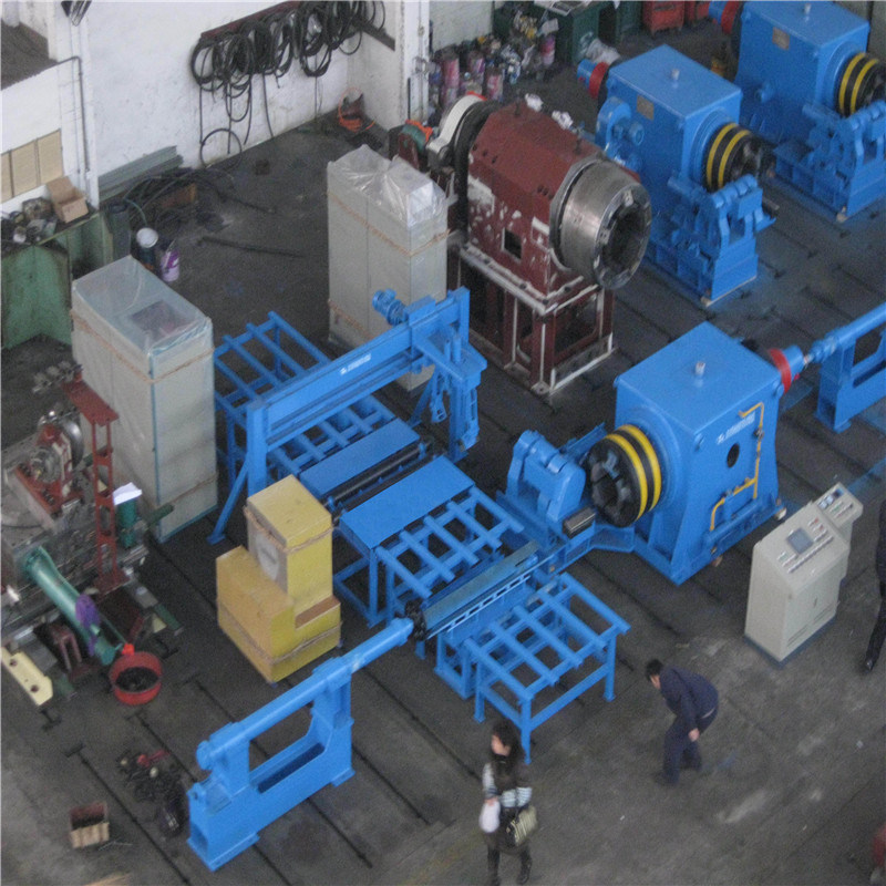 Roller Type Seamless Cylinder Forming Machine