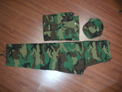 Military Tactical Combat Army Uniforms in Woodland Camo
