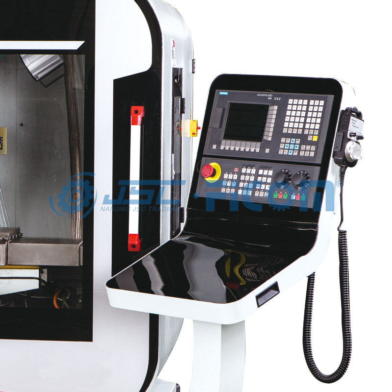 XH7125/XH7132A Machining Center