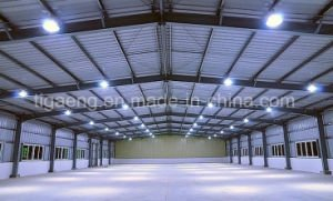 L'usine de structure m&eacute;tallique de lumi&egrave;re de mur de panneau &quot;sandwich&quot; a jet&eacute; pour l'Afrique