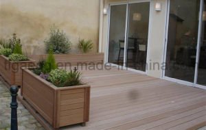 Suelo al aire libre ligero del Decking de la depresi&oacute;n WPC dise&ntilde;o caliente de la venta del nuevo