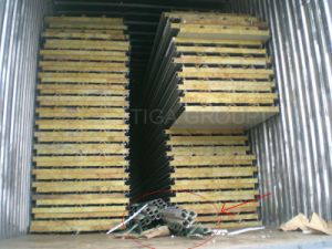 El panel de emparedado acanalado colorido de las lanas de roca para la pared