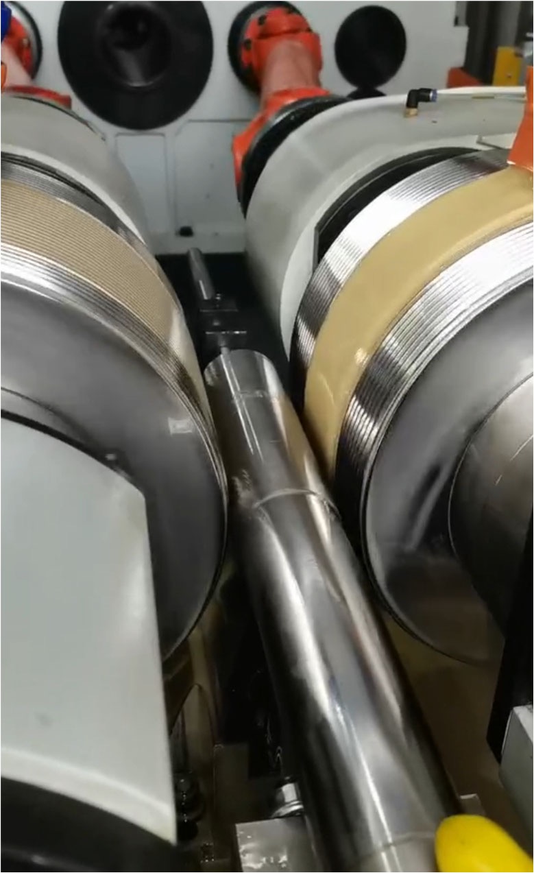 螺纹滚丝