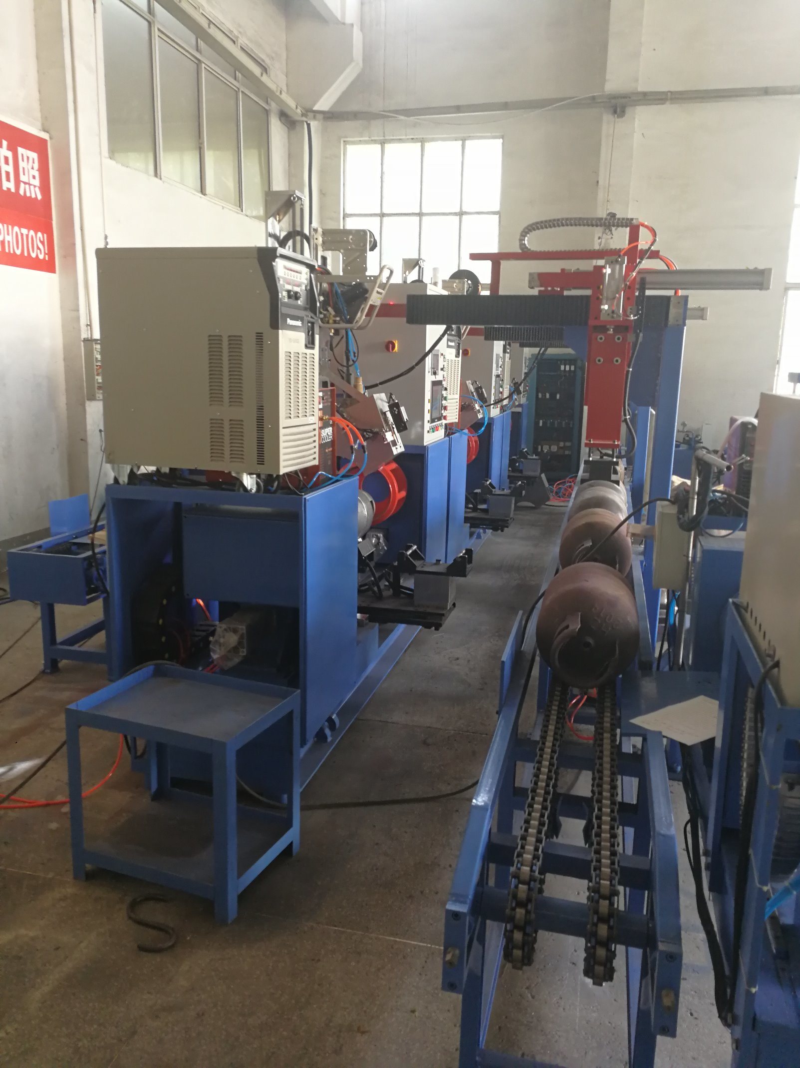 Fully Automatic Circumferential Welding Machine for LPG Gas Cylinders