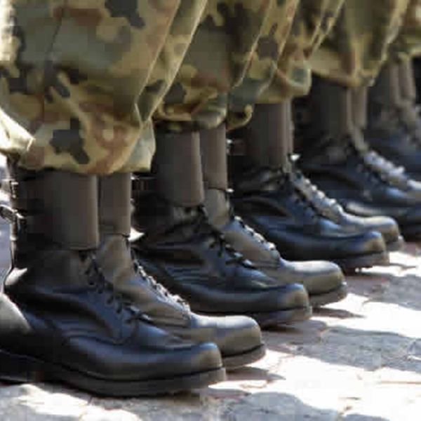 كيفية اختيار الأحذية العسكرية المناسبة؟