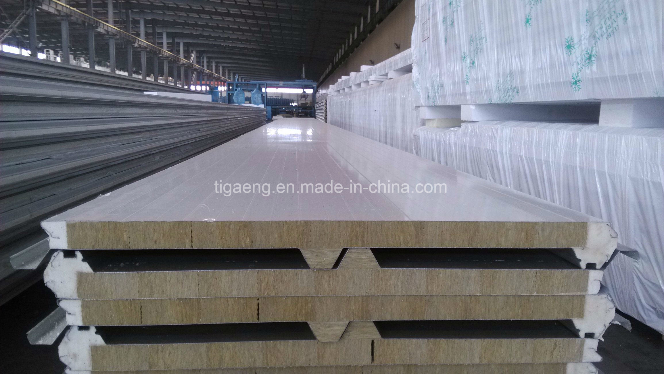EPS/PU/Mineral Wool Sandwich Panel Shed