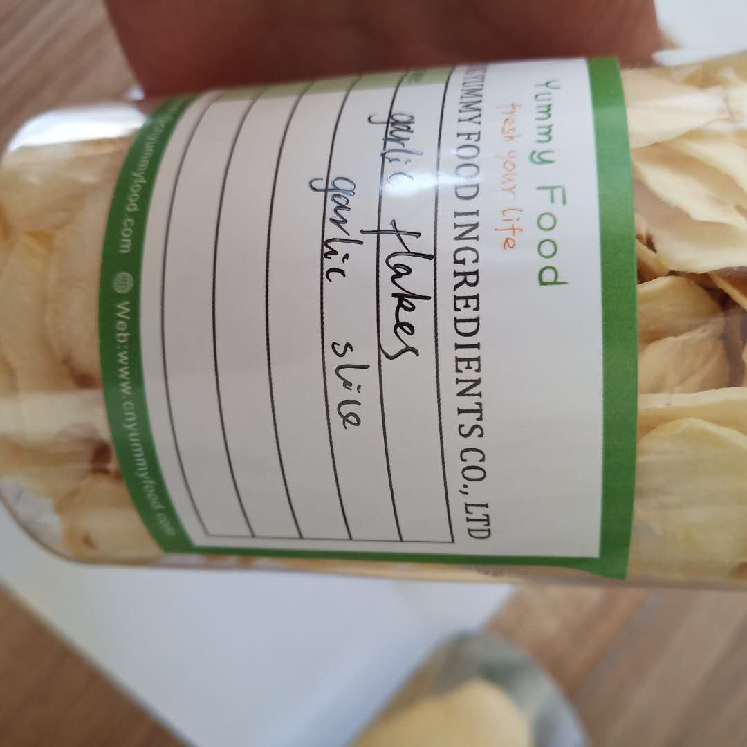China Dehydrated Hot Pungent Garlic Flakes Export 2020 Crop Garlic