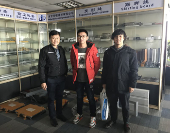 Welcome Foreign customers visit for aluminum expansion joint covers