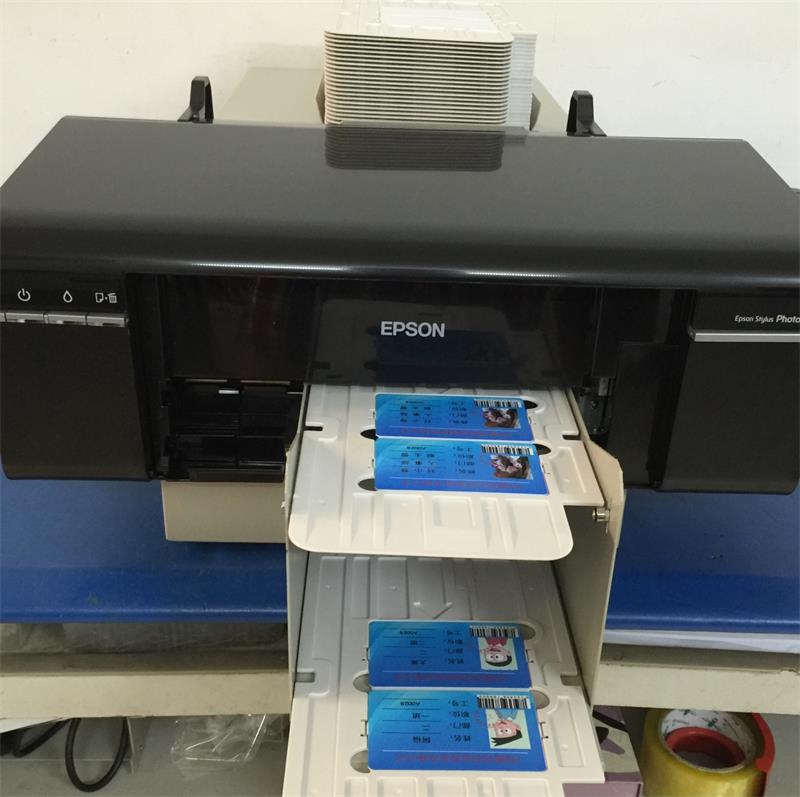 Impresora automática para impresión de tarjetas de inyección de tinta y discos CD / DVD