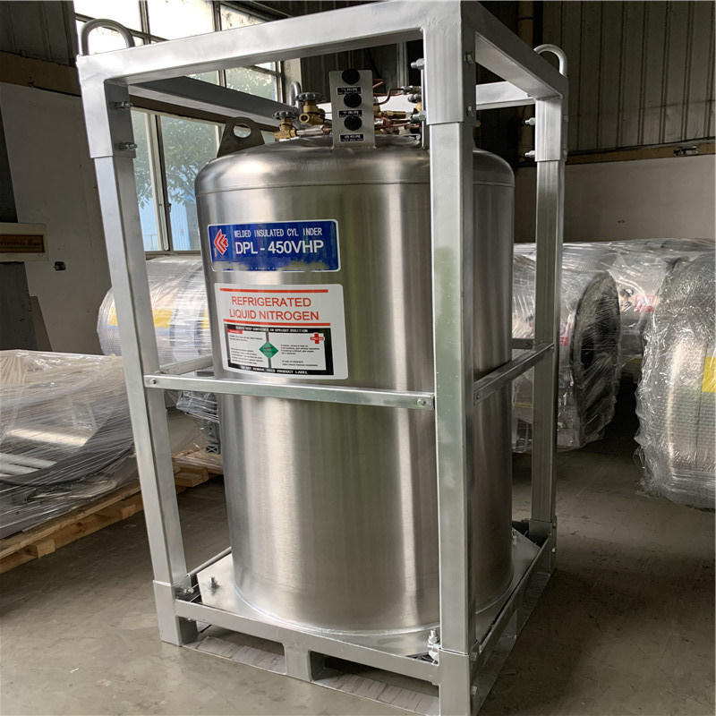 Hot Sale LNG Cylinder Cryogenic Tank for Vehicles/Trucks/Bus^