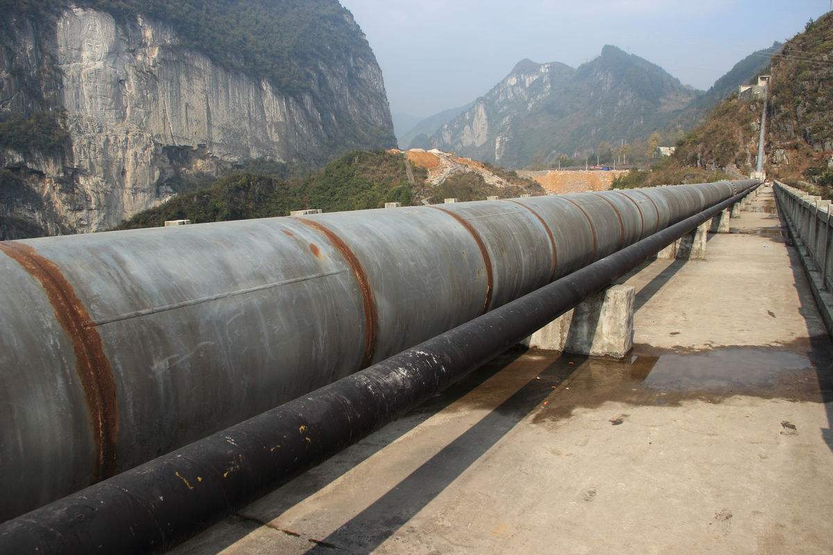 Making steel pipes for fluid transmission(crude oil, final oil, all