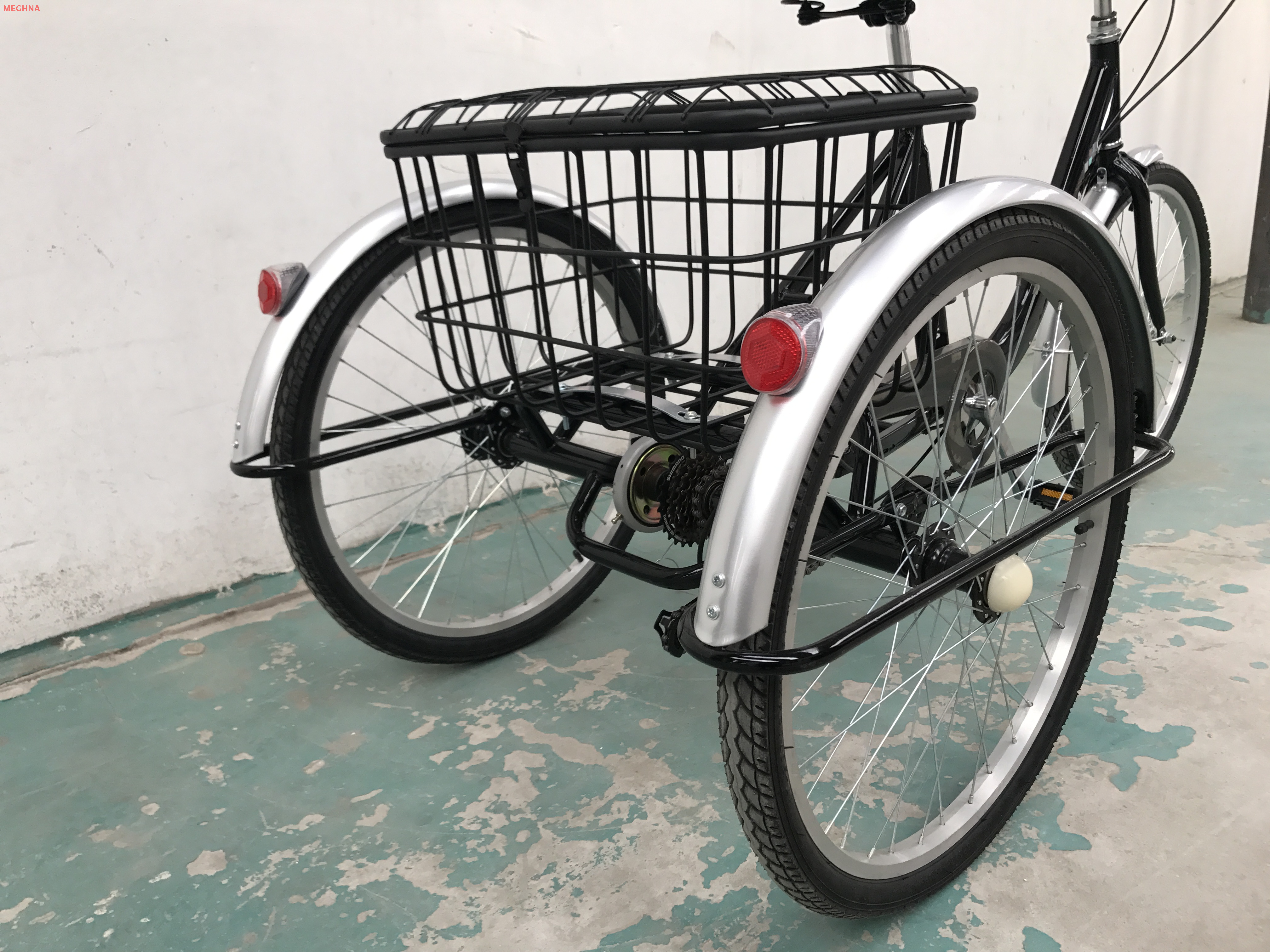 24TR014 TRICYCLE