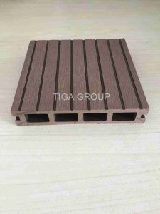 Decking compuesto pl&aacute;stico de madera al aire libre de la buena calidad/suelo libre del mantenimiento WPC