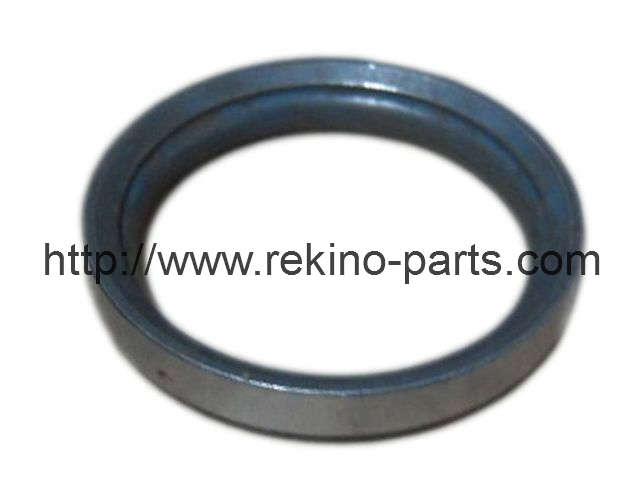Deutz BF4M1013 BF6M1013 Intake valve seat insert 04252442