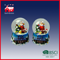 Wholesale Cheap Christmas Decoration Santa Claus Snow Globe with