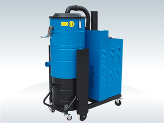 WG wet and dry Industrial vacuum cleaner/ fume extractor / dust collector