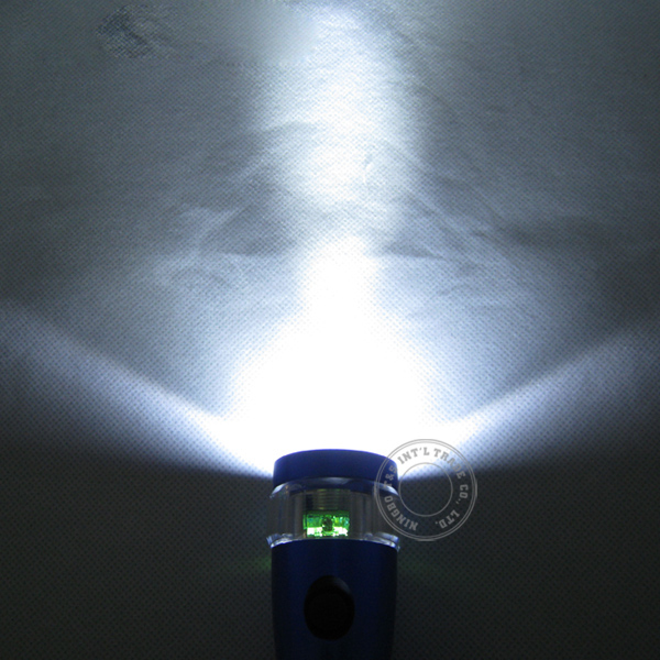 Multi Function Solar LED Flashlight with Work Light