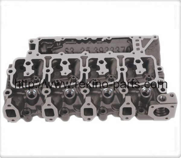Cummins 4BT Cylinder head 3933370 3966447 3966448 3920005
