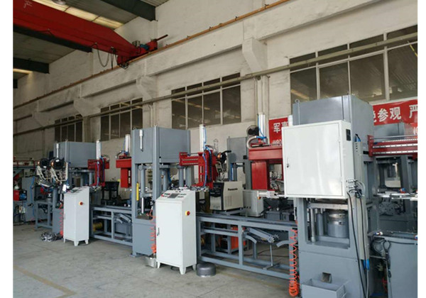 Automatic LPG/LNG cylinders welding machines