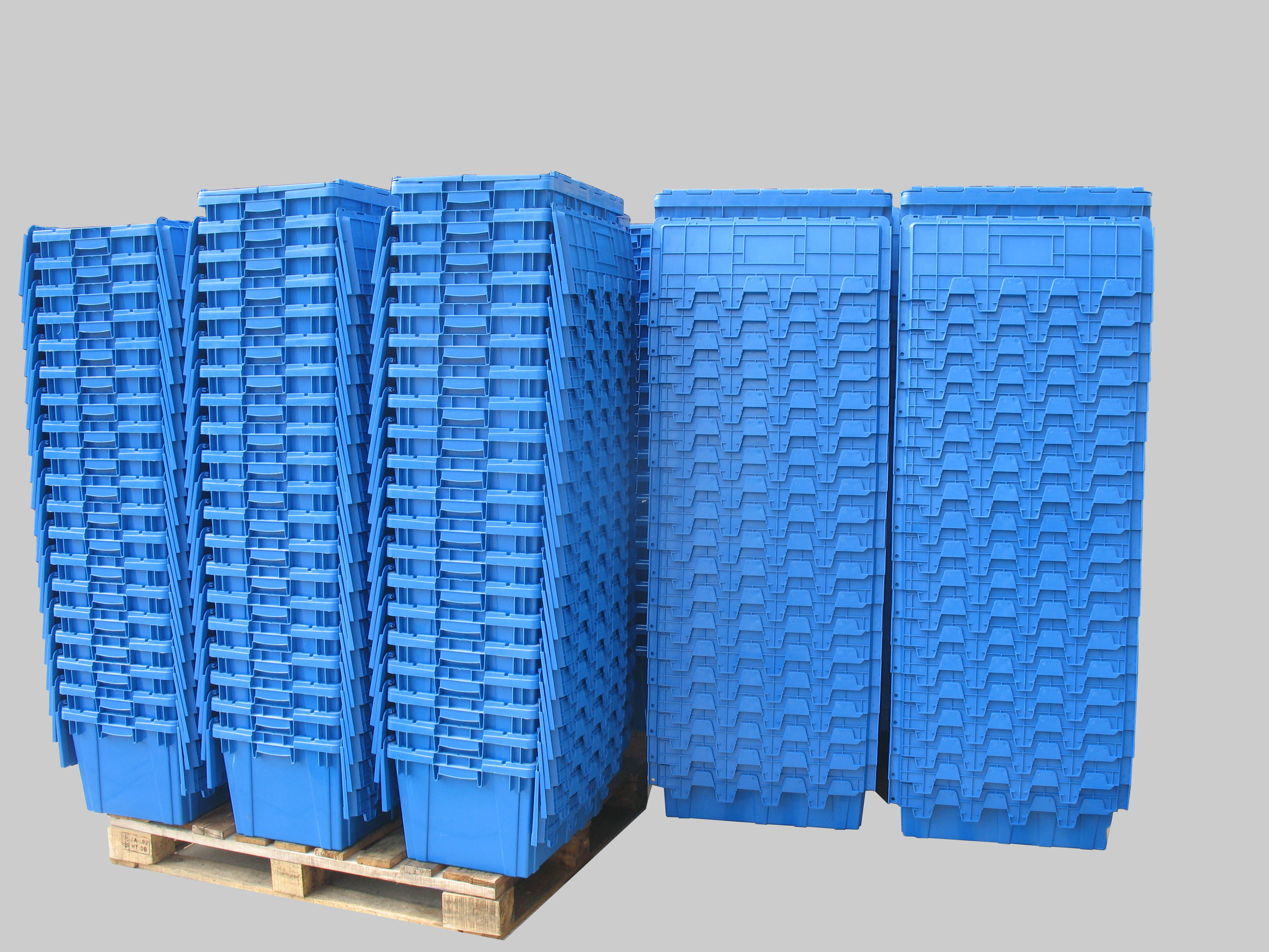 Contenedores de plástico para apilar y nidos 600x400x450mm.