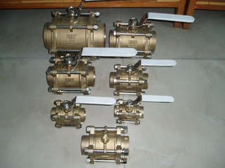 Válvula de bola de latón de alta calidad 600wog 3PCS