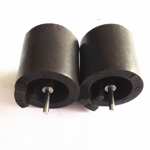 Plastic magnetic rotor and injection ferrite rings 