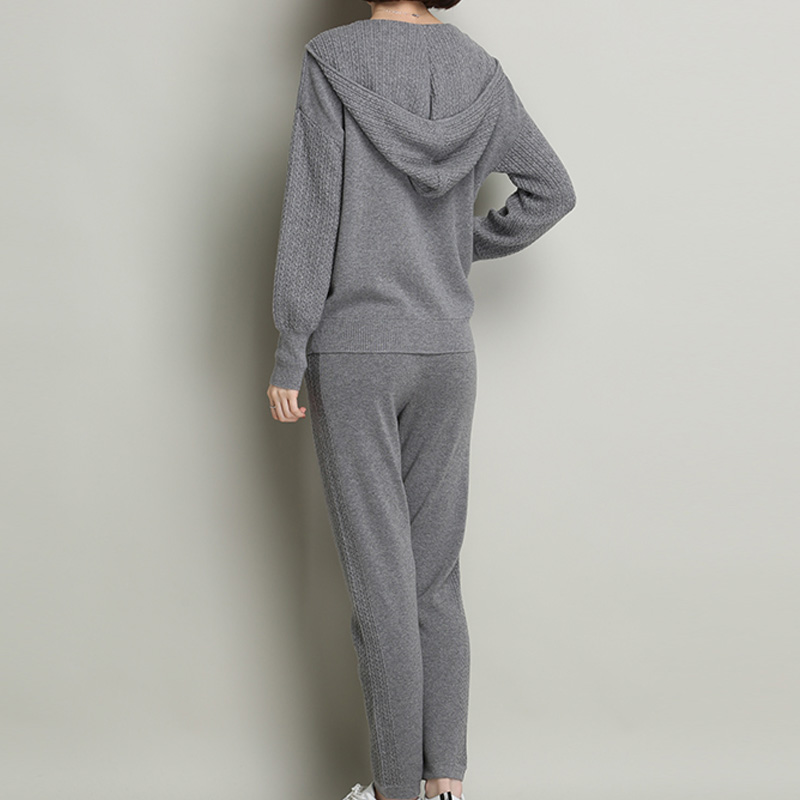 P18B065BE women's winter cashmere sports fashion sweater and pants suits