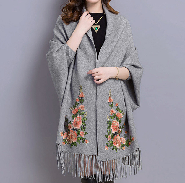 P18C30TR high quality wool cashmere poncho scarf knitted cover-up with tassels and embroidery