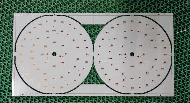 1L 2W Aluminum PCB with countersink holes OSP