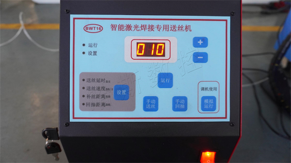 4 4