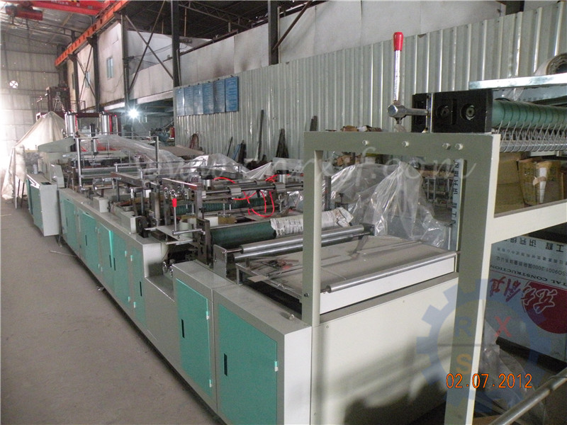 Полуавтоматный квадратный нижний мешок делая машину