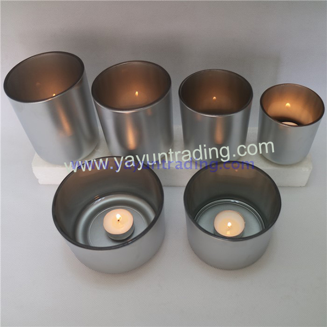 small and large glass candle vessel for candle making