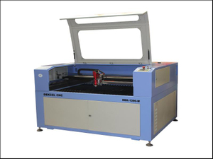 Cortador del laser del CO2 para la madera y el acero inoxidable y el acero de carbón