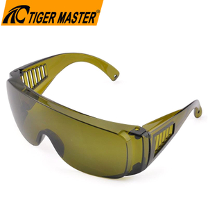 Anti Fog Anti Scratch Green Pc Lens Safety Glasses CE EN 166F
