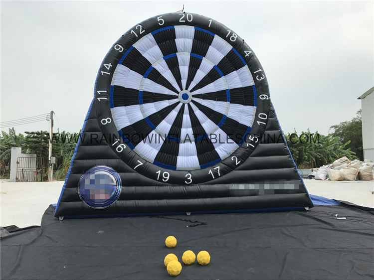 RB9019-1（7x6m）Inflatable Football Dart Board For Outdoor&Indoor Playground