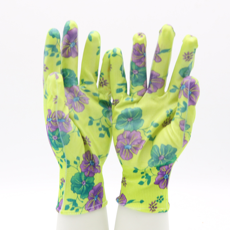 Polyester Liner Knitted Wrist Fashionable Nitrile Floral Gardening Gloves