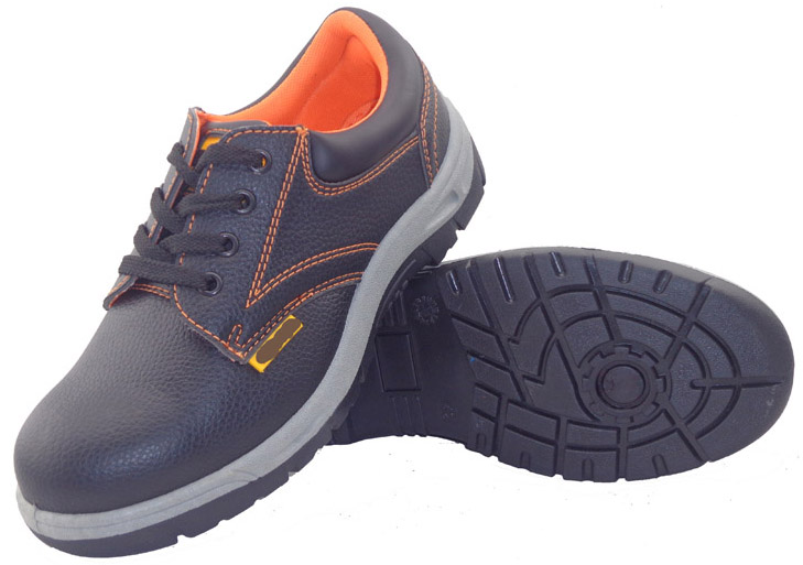 Three months guarantee cheap PVC working safety shoes