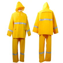 0.35 Mm PVC Polyester Waterproof Two Pieces Reflective Raincoat