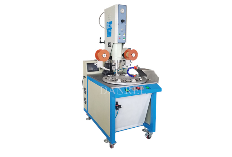 Automatic Rotary Table Ultrasonic Welding Machine with Unloader.jpg