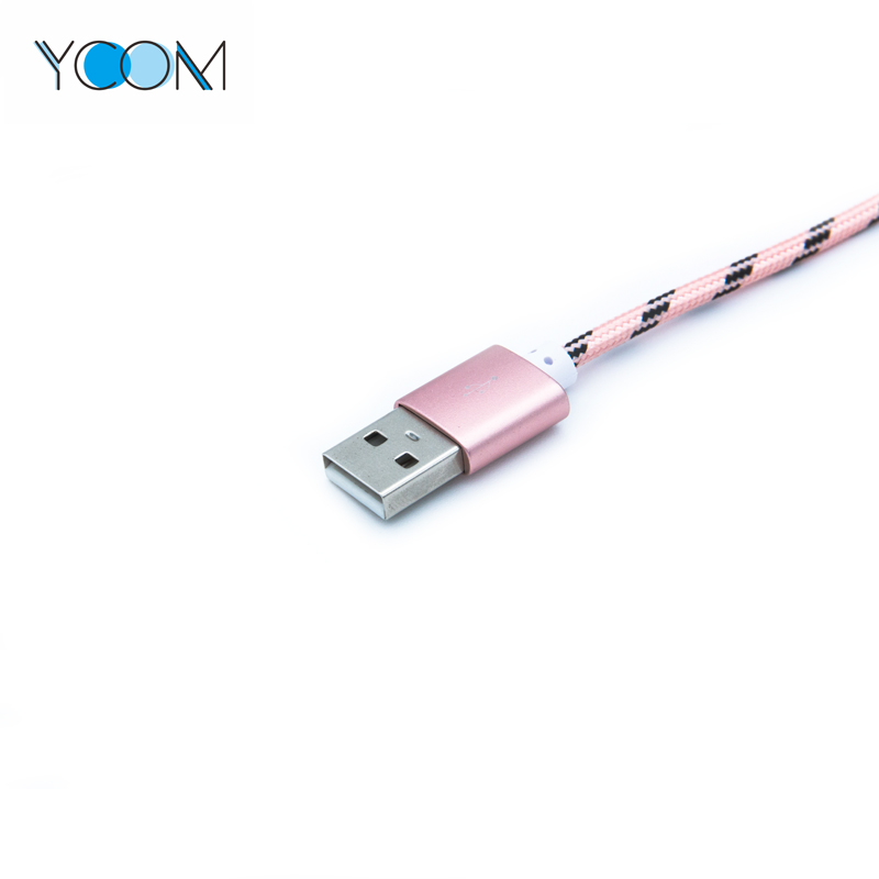 Cable de datos de carga del relámpago USB del teléfono móvil