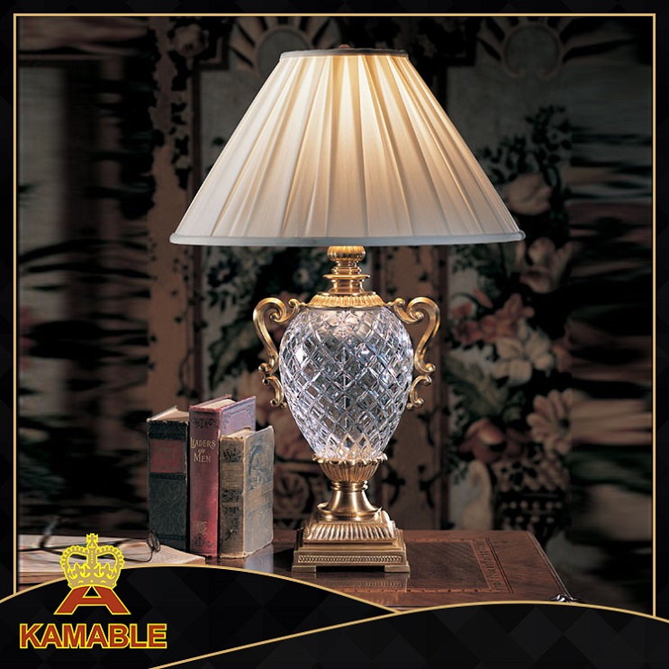 Классическая настольная лампа домашнего офиса высокого качества (KAWT7112-1)
