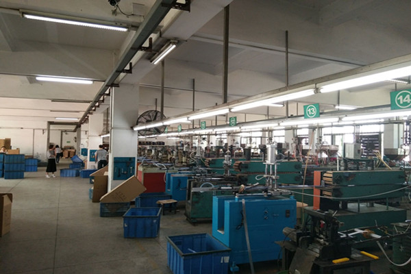 We have 30 production lines for Anti-static packaging tube
