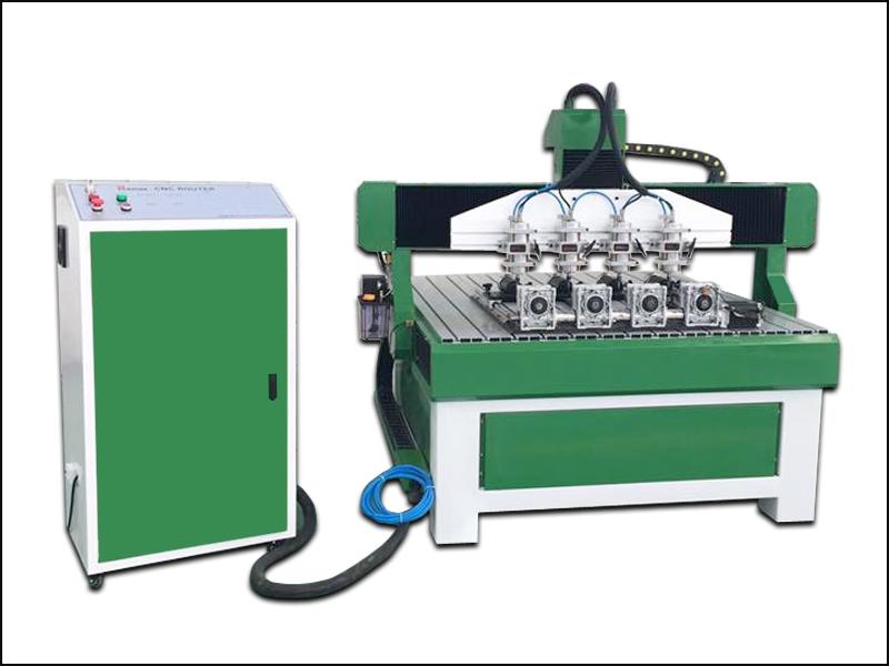 China que hace publicidad del ranurador del CNC con el eje de rotación rotatorio 4 4