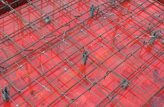 Platform plastic spacer SP1402B