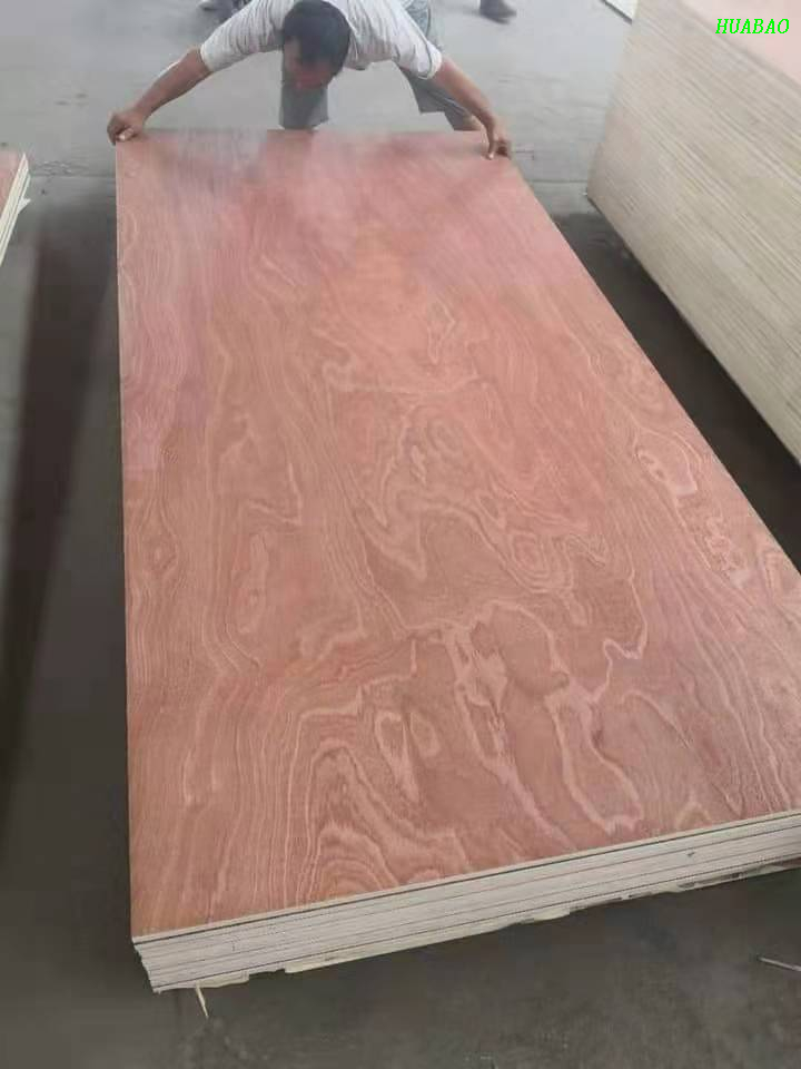 Pencil Cedar Plywood 1220*2440mm Size