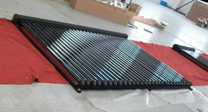 Colector de calentador de agua solar con tubo de calor presurizado
