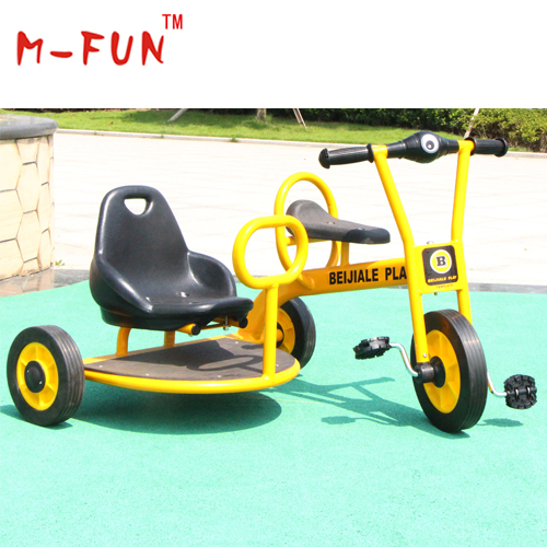 Three-wheel metal tricycle for kids