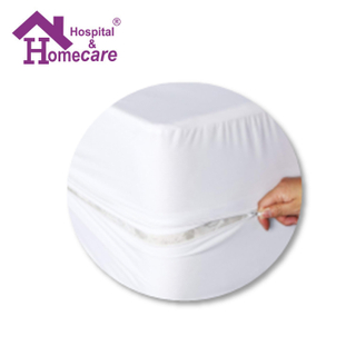ZIPPERED MATTRESS COVER